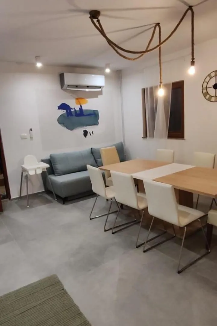 Apartment Mama'S Home Privlaka Privlaka  Croatia